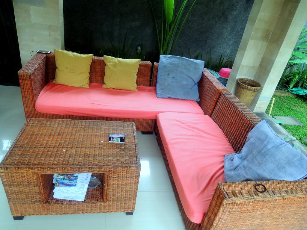 Jayastuti House Ubud Exterior foto
