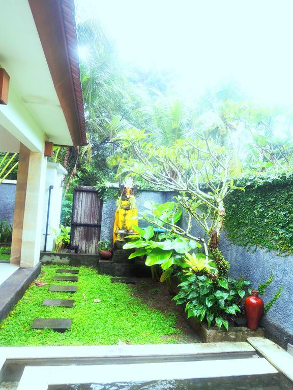 Jayastuti House Ubud Exterior foto